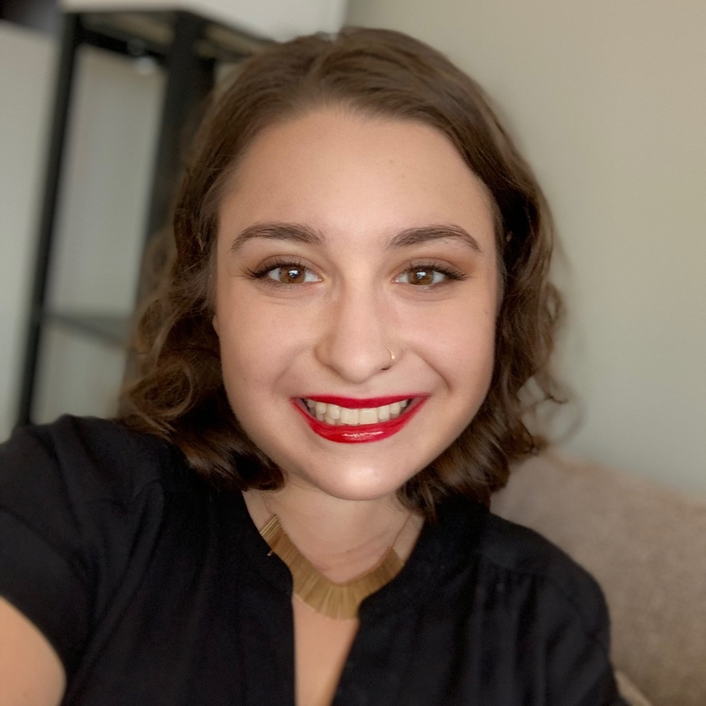 Meet your Posher, Stephanie